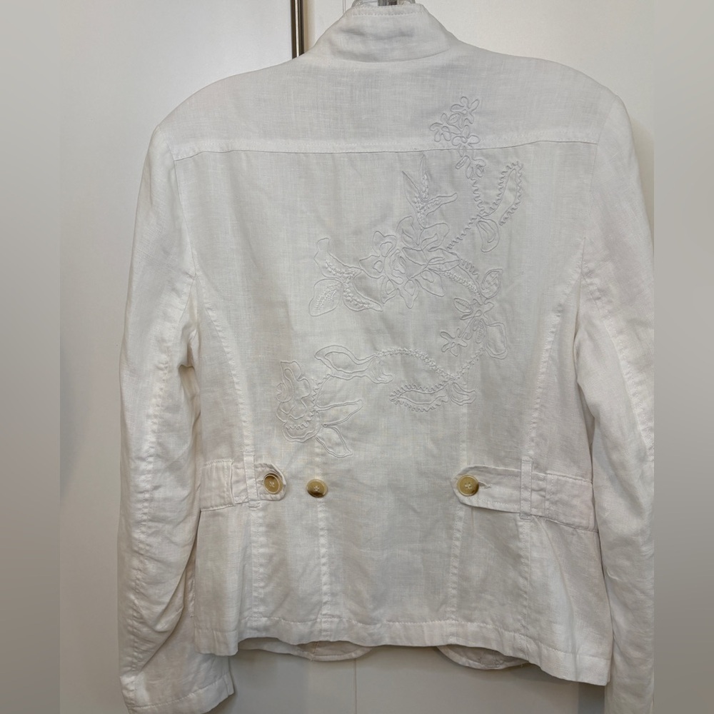 Linen Embroidered White Button-Up Jacket - Picture 2 of 8